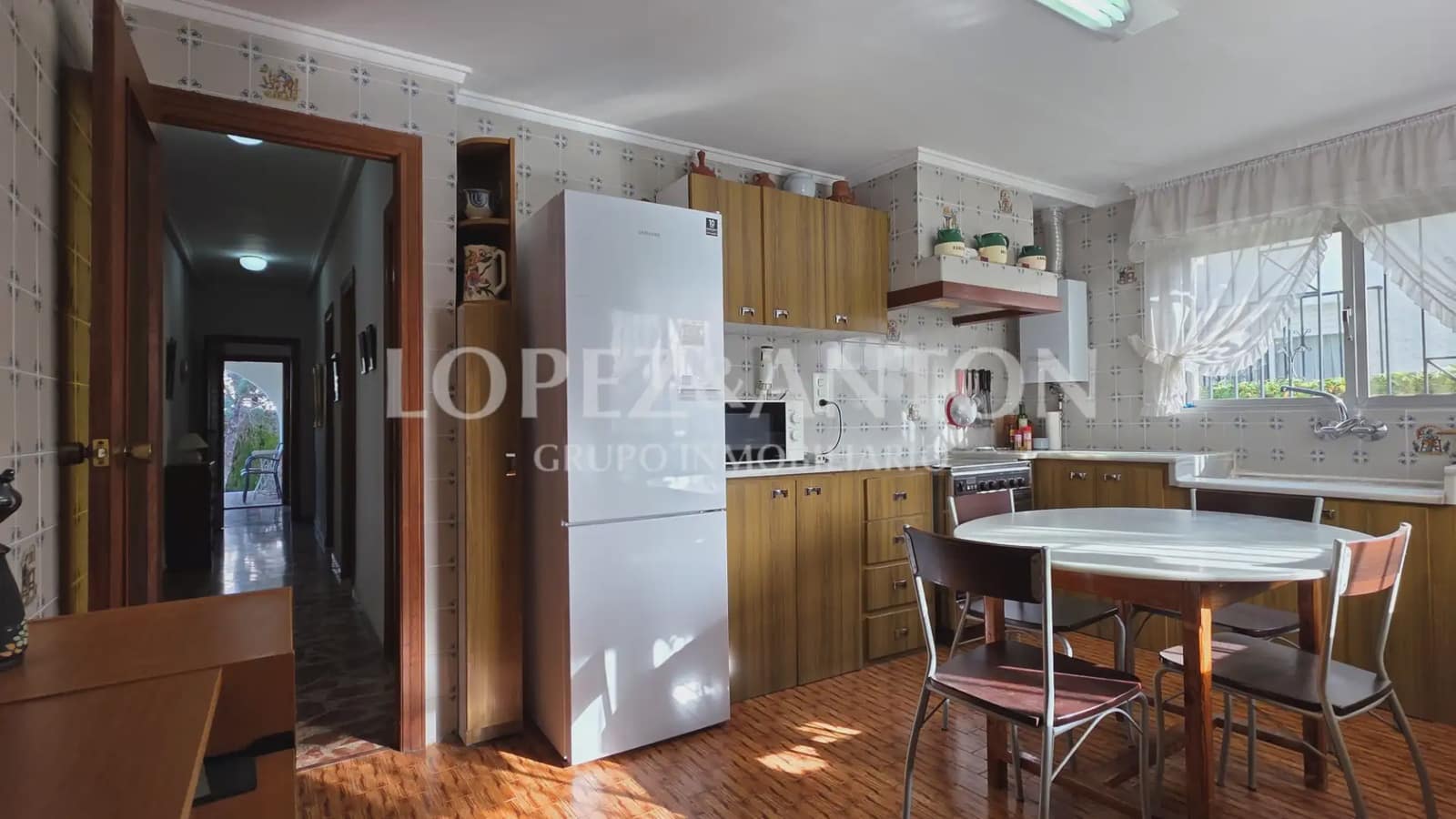 7 soverom Villa til salgs i L'Eliana med svømmebasseng garasje - € 585 000 (Ref: 9810843)