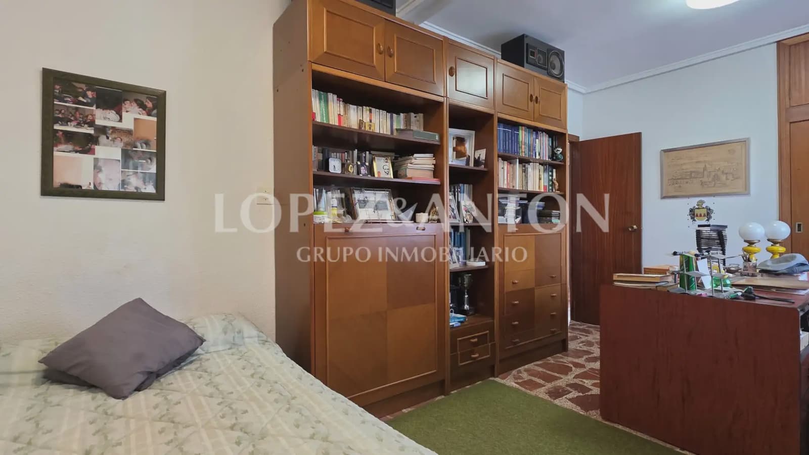 7 soverom Villa til salgs i L'Eliana med svømmebasseng garasje - € 585 000 (Ref: 9810843)