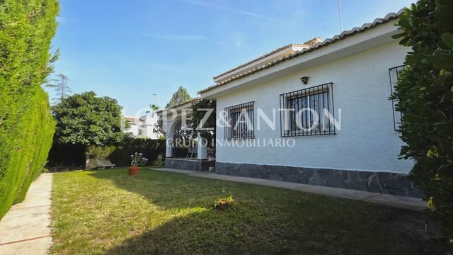 7 soverom Villa til salgs i L'Eliana med svømmebasseng garasje - € 585 000 (Ref: 9810843)