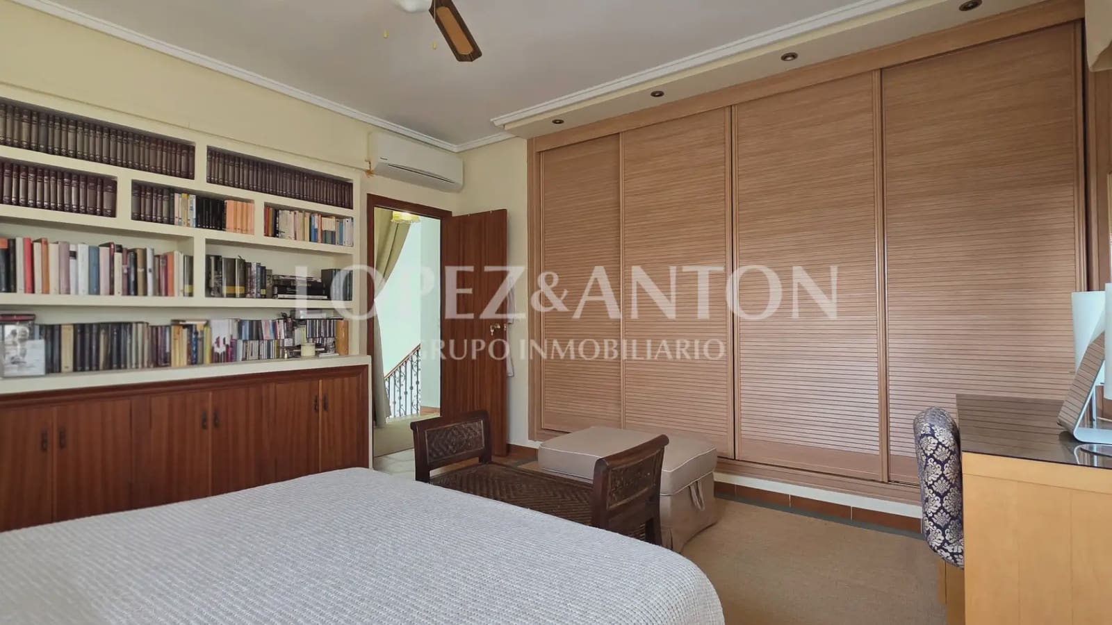 7 soverom Villa til salgs i L'Eliana med svømmebasseng garasje - € 585 000 (Ref: 9810843)