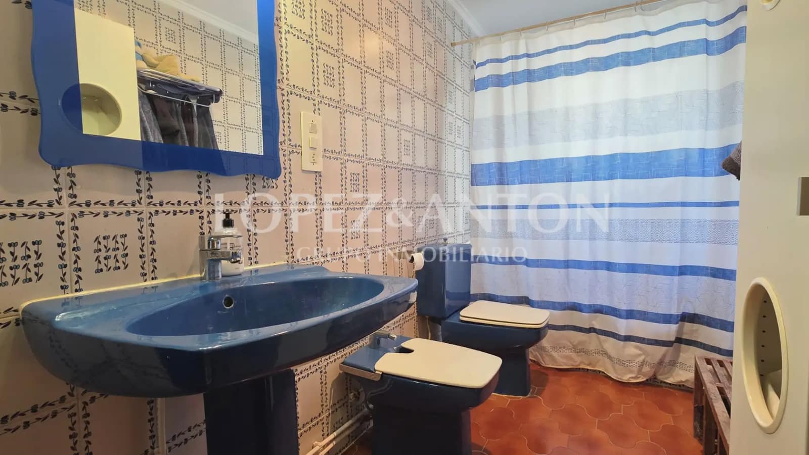 7 soverom Villa til salgs i L'Eliana med svømmebasseng garasje - € 585 000 (Ref: 9810843)