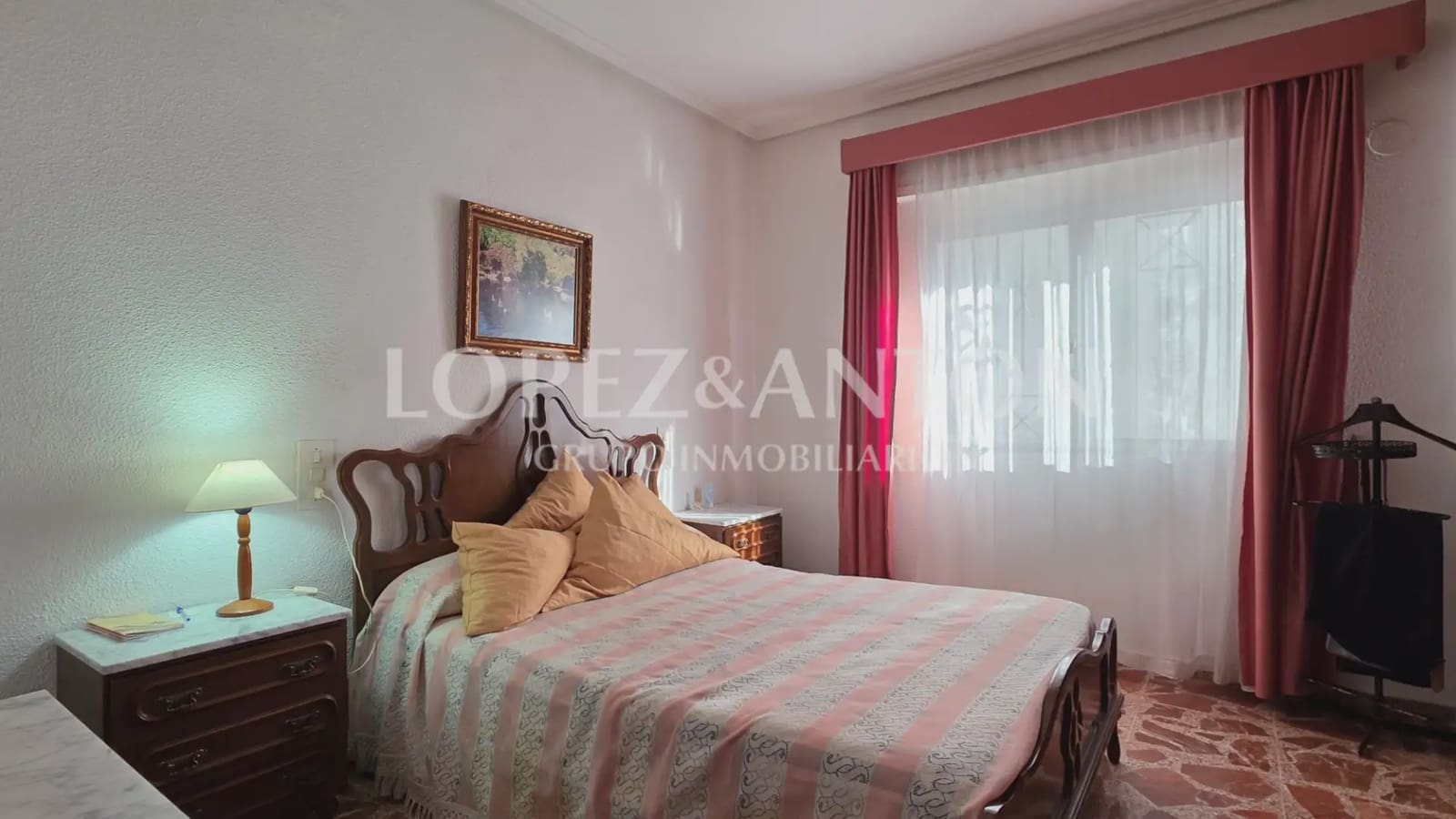 7 soverom Villa til salgs i L'Eliana med svømmebasseng garasje - € 585 000 (Ref: 9810843)