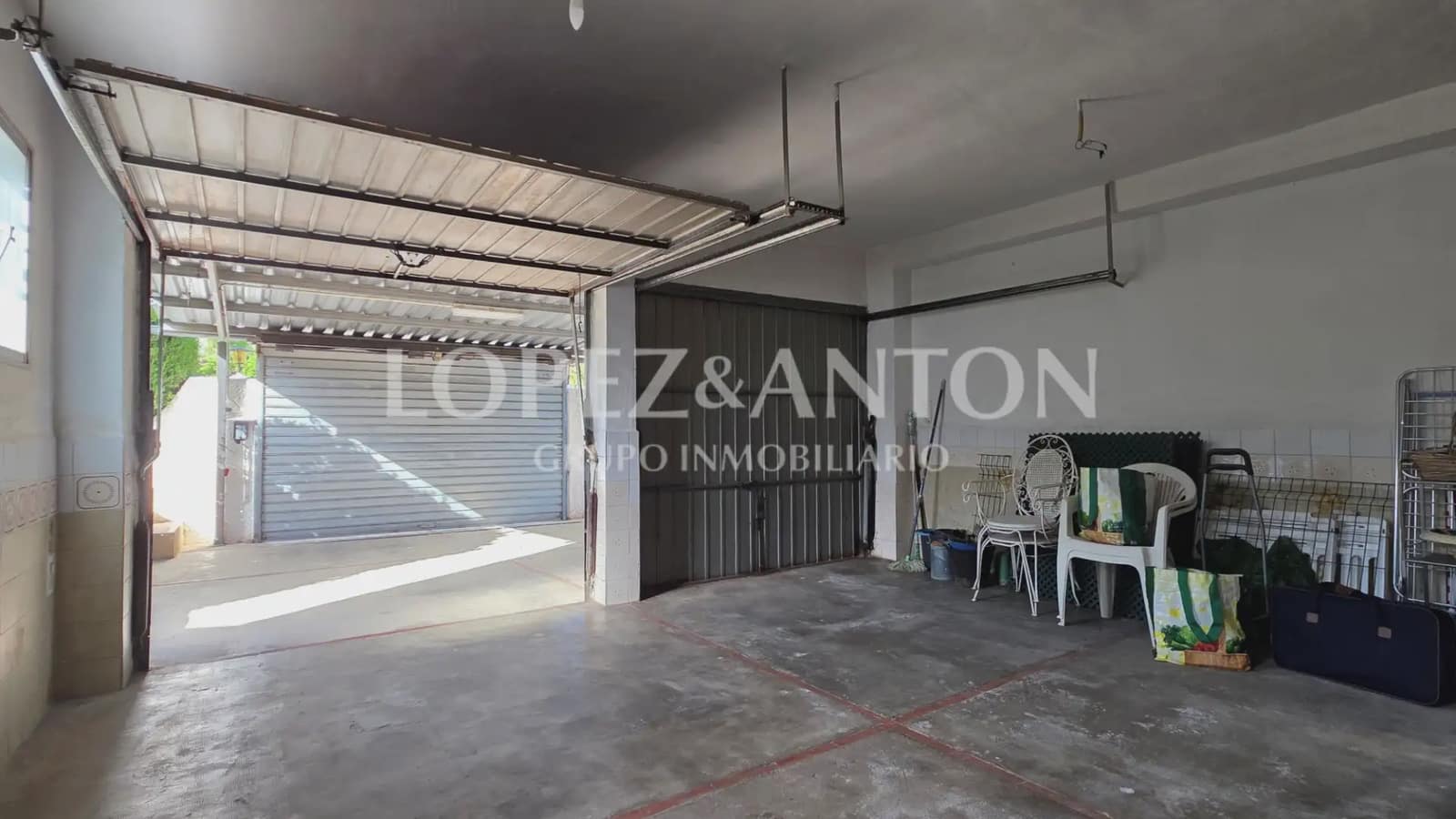 7 soverom Villa til salgs i L'Eliana med svømmebasseng garasje - € 585 000 (Ref: 9810843)