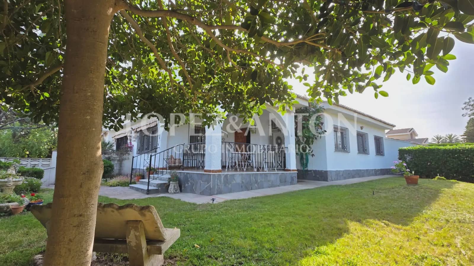 7 soverom Villa til salgs i L'Eliana med svømmebasseng garasje - € 585 000 (Ref: 9810843)