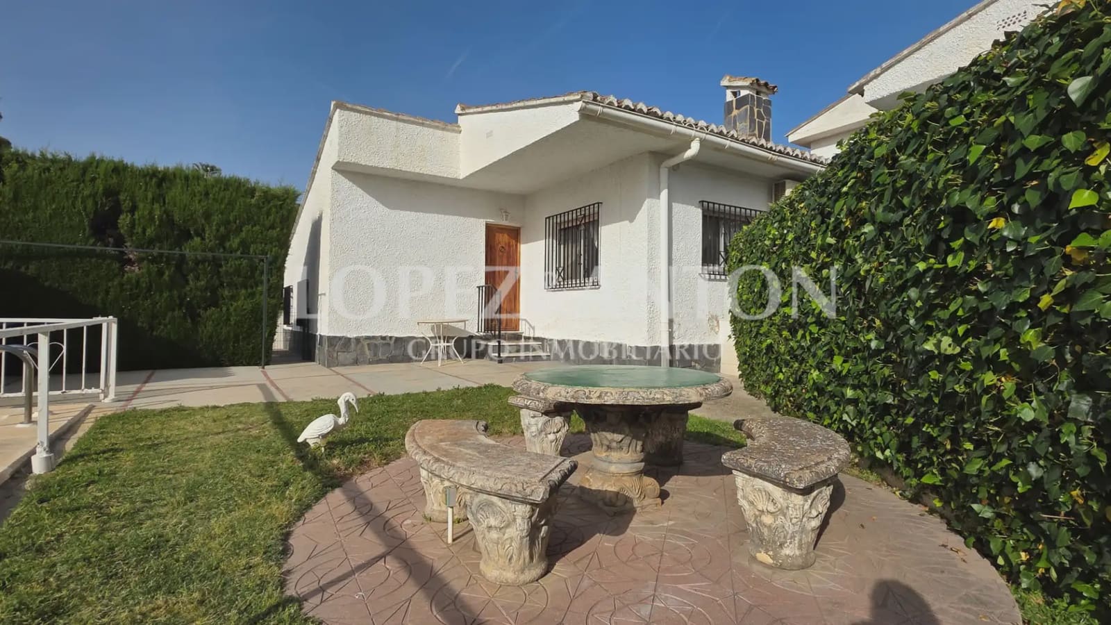 7 soverom Villa til salgs i L'Eliana med svømmebasseng garasje - € 585 000 (Ref: 9810843)