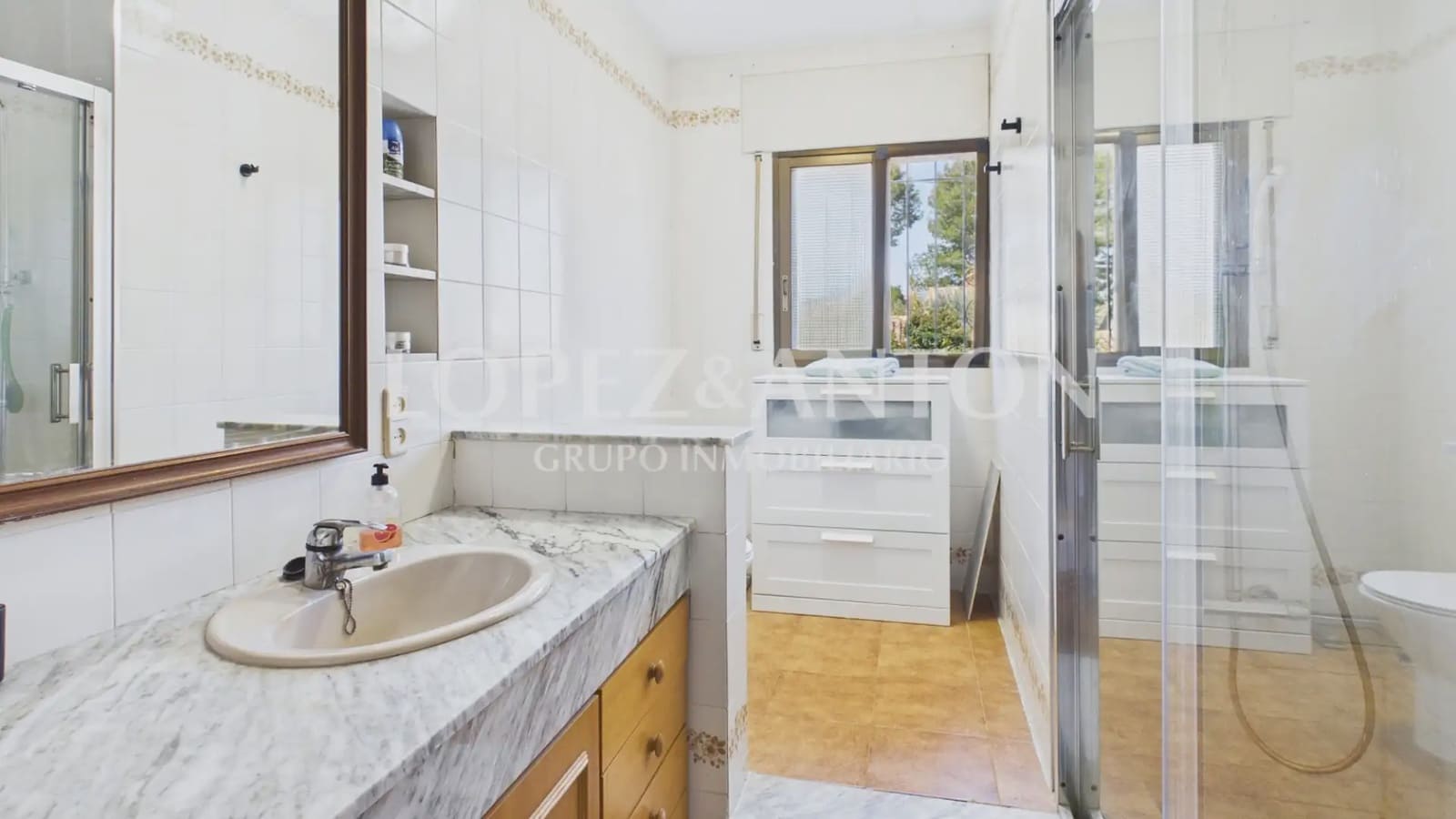 6 bedroom Villa for sale in Paterna with pool garage - € 890,000 (Ref: 9835000)