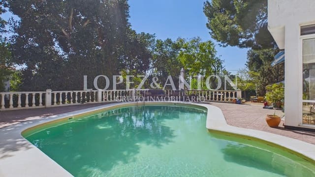 6 soveværelse Villa til salg i La Cañada, Paterna med swimmingpool garage - € 890.000 (Ref: 9835000)