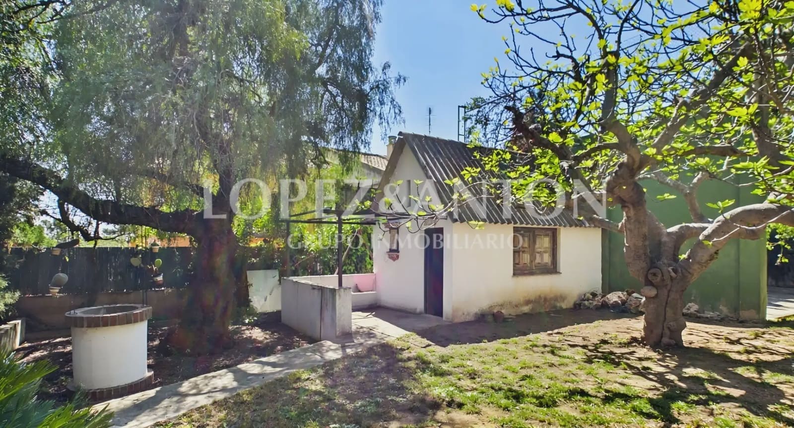 6 bedroom Villa for sale in Paterna with pool garage - € 890,000 (Ref: 9835000)