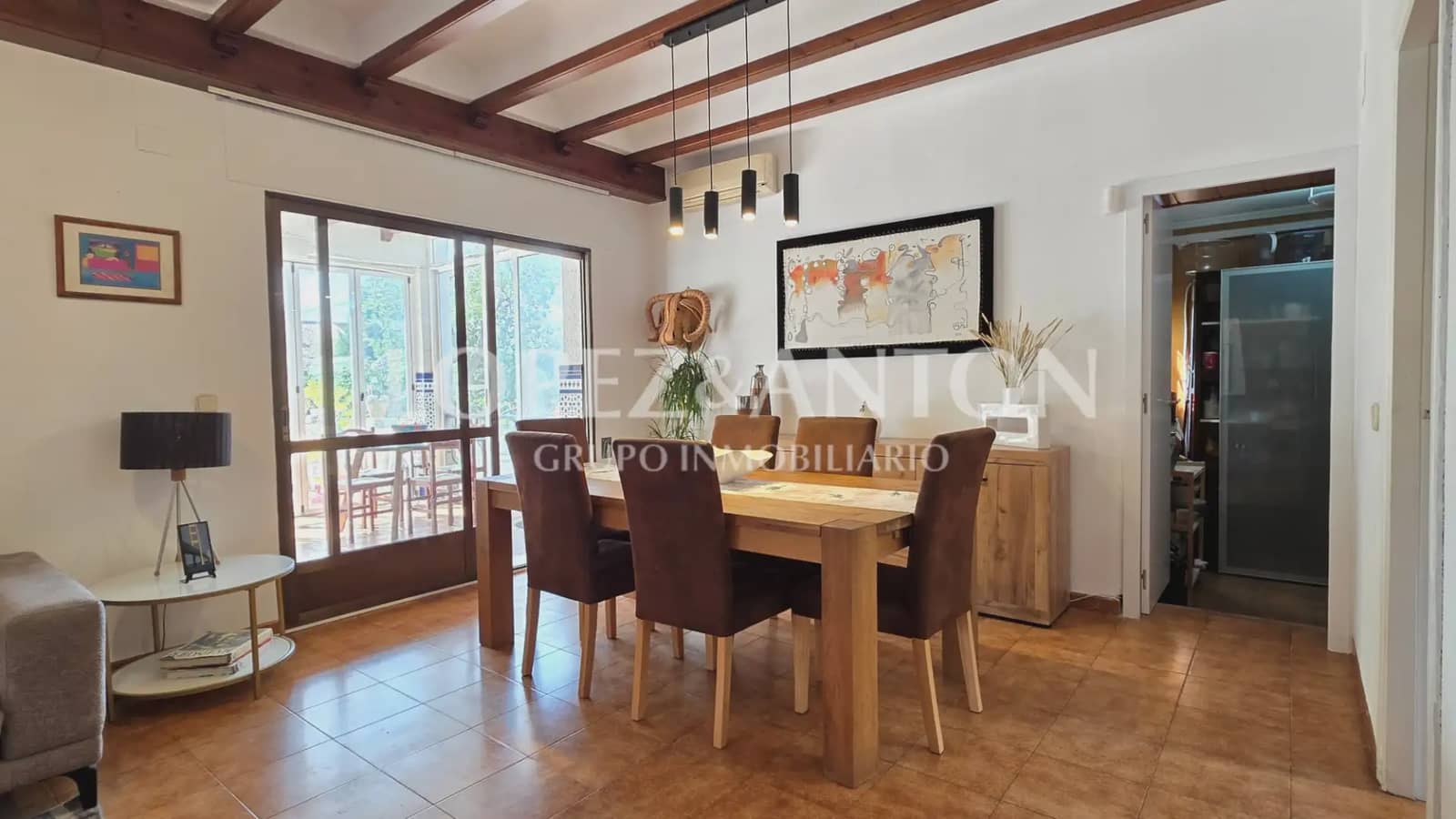 6 bedroom Villa for sale in Paterna with pool garage - € 890,000 (Ref: 9835000)