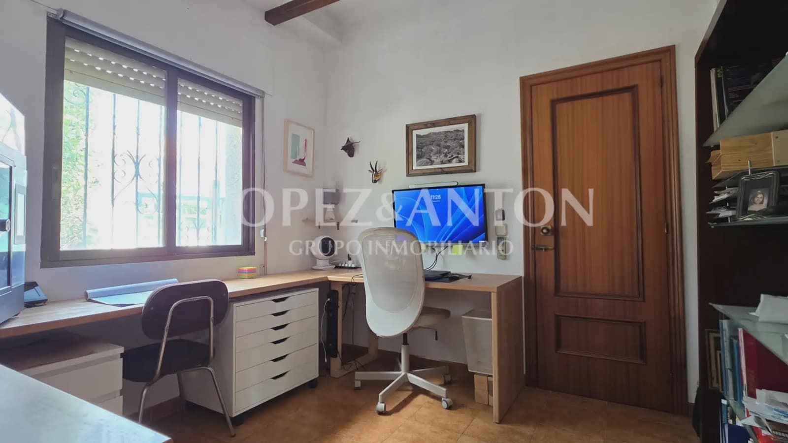 6 bedroom Villa for sale in Paterna with pool garage - € 890,000 (Ref: 9835000)