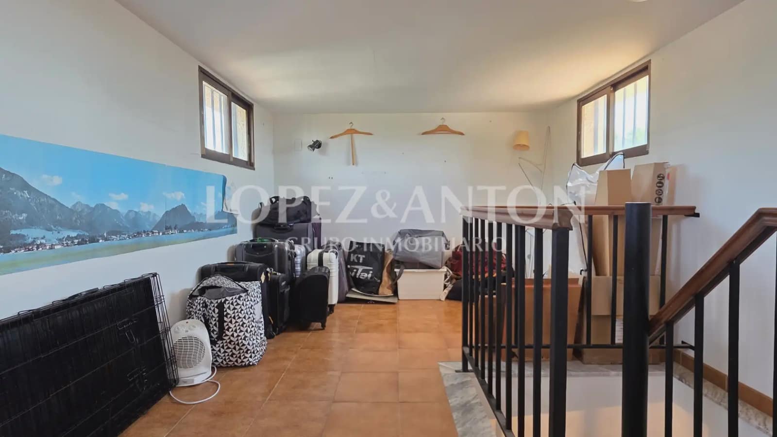 6 bedroom Villa for sale in Paterna with pool garage - € 890,000 (Ref: 9835000)