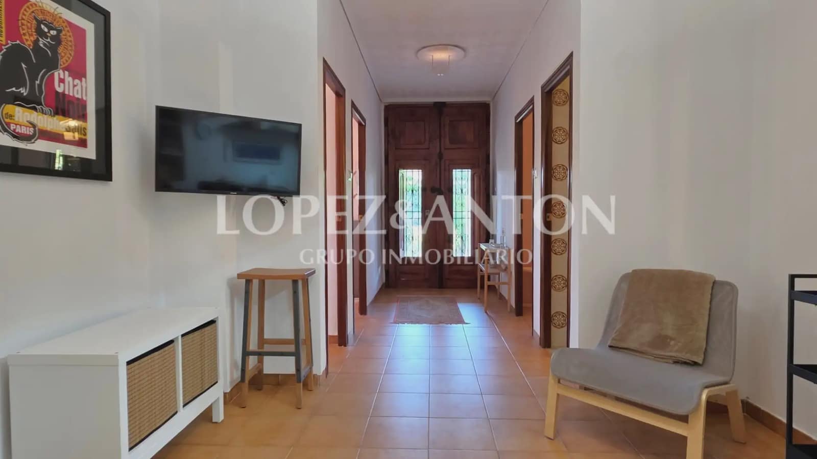 6 bedroom Villa for sale in Paterna with pool garage - € 890,000 (Ref: 9835000)