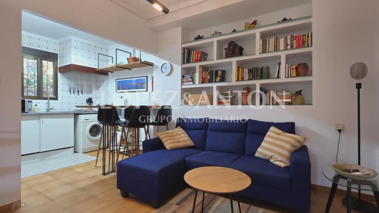 6 bedroom Villa for sale in Paterna with pool garage - € 890,000 (Ref: 9835000)