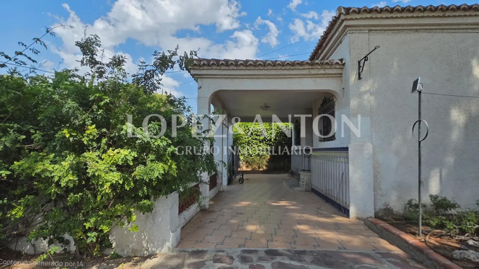 6 bedroom Villa for sale in Paterna with pool garage - € 890,000 (Ref: 9835000)