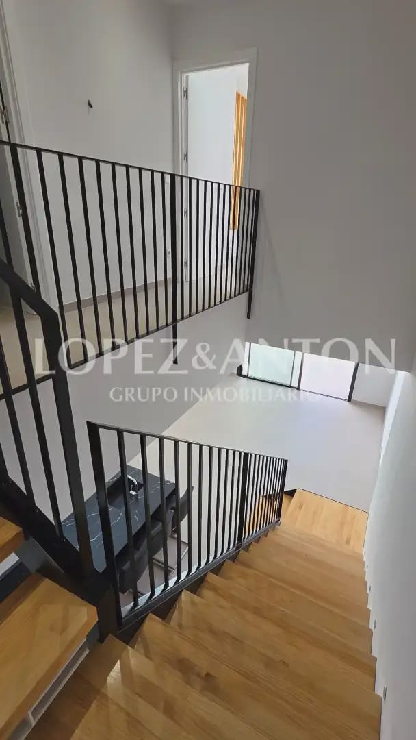 4 quarto Casa em Banda para venda em Benaguasil com piscina - 450 000 € (Ref: 9872800)