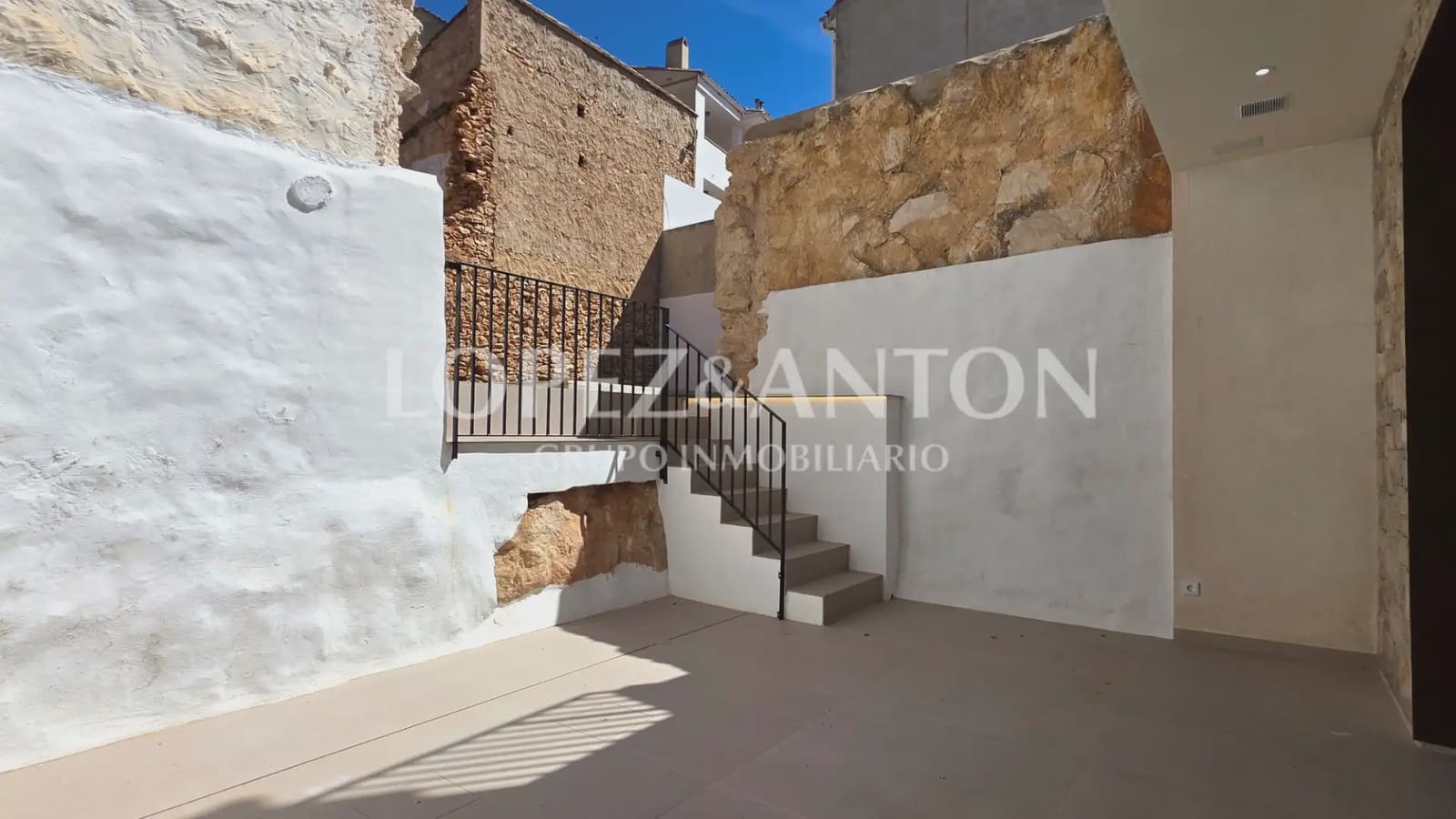 4 quarto Casa em Banda para venda em Benaguasil com piscina - 450 000 € (Ref: 9872800)
