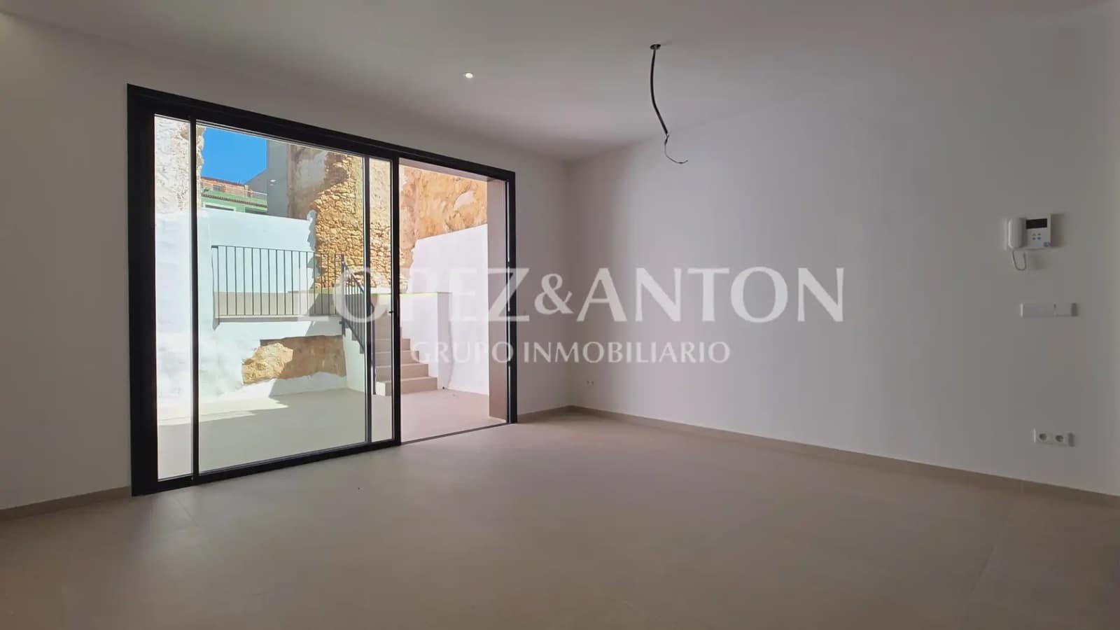 4 quarto Casa em Banda para venda em Benaguasil com piscina - 450 000 € (Ref: 9872800)
