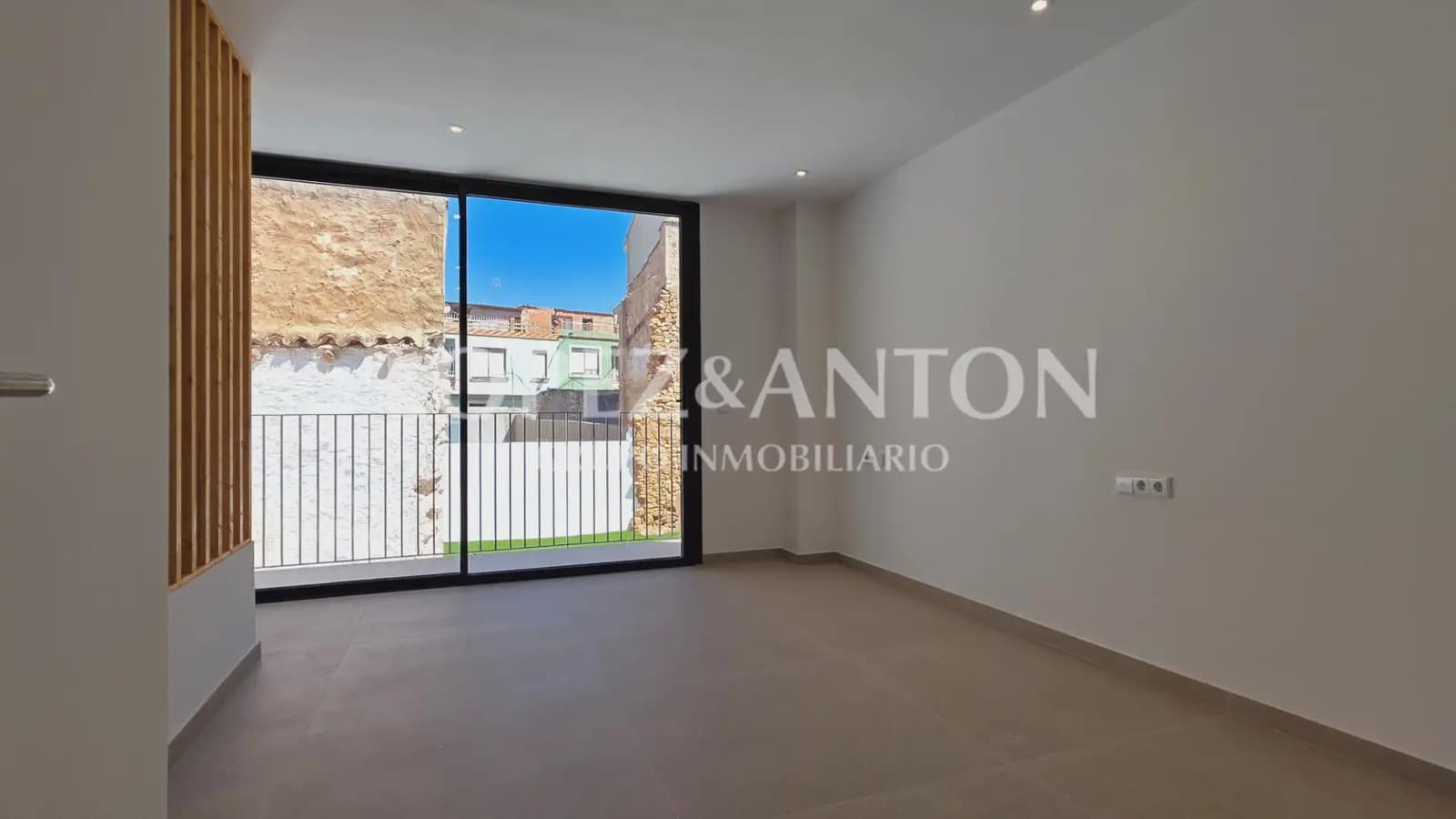 4 quarto Casa em Banda para venda em Benaguasil com piscina - 450 000 € (Ref: 9872800)