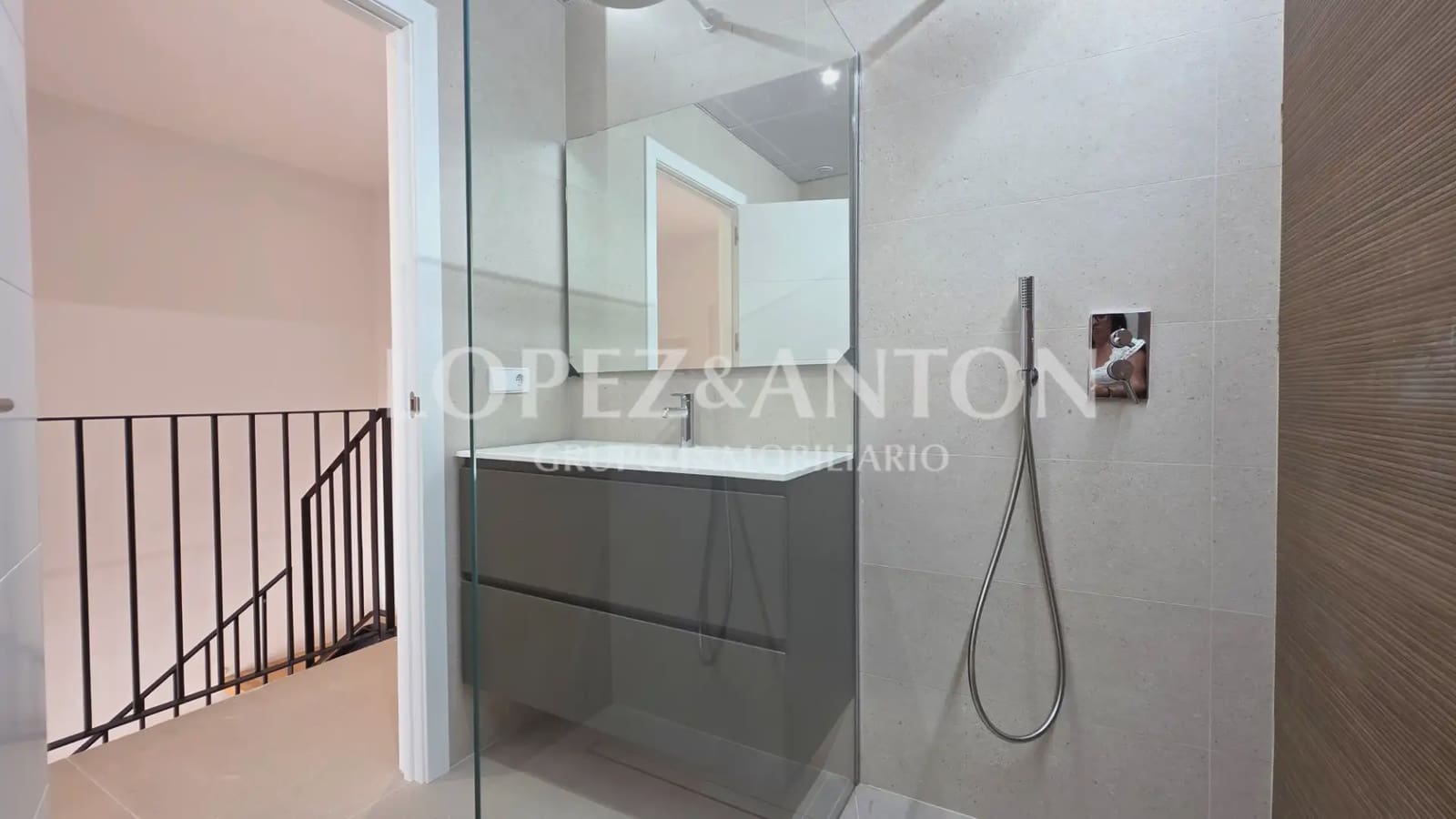 4 quarto Casa em Banda para venda em Benaguasil com piscina - 450 000 € (Ref: 9872800)