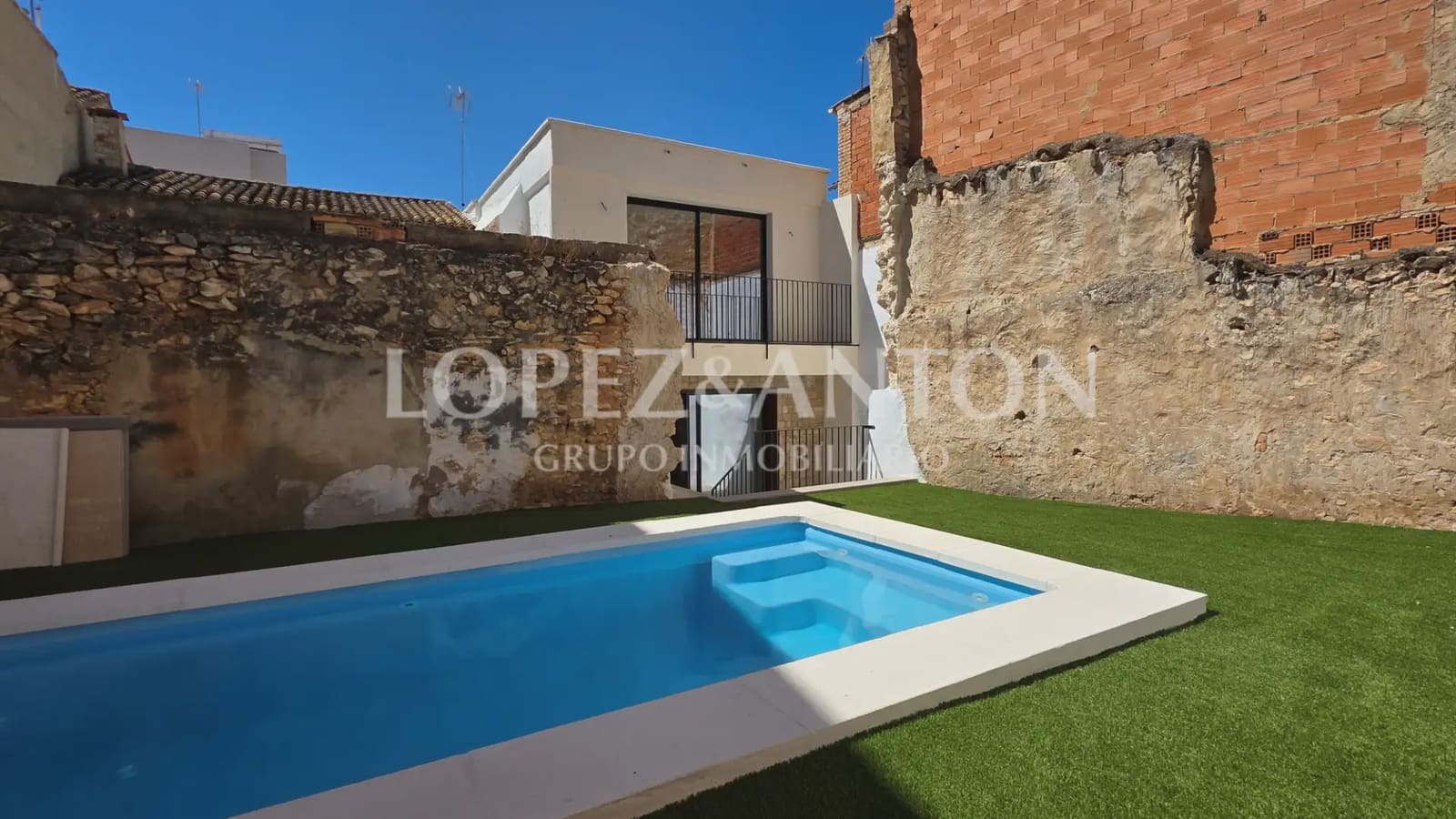 4 quarto Casa em Banda para venda em Benaguasil com piscina - 450 000 € (Ref: 9872800)