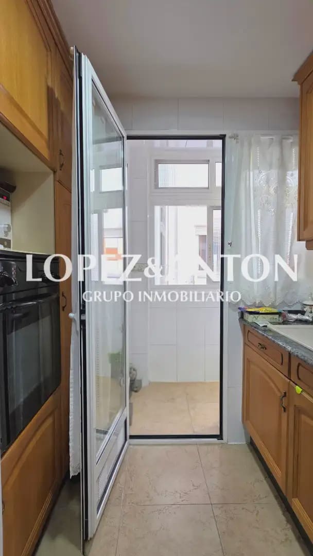 3 slaapkamer Flat te koop in L'Eliana - € 315.000 (Ref: 9889584)