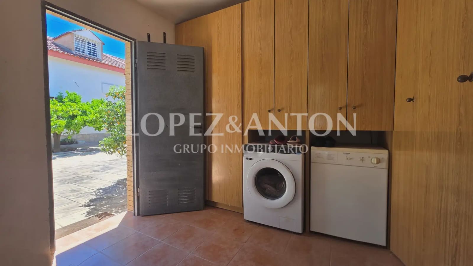 4 sovrum Villa till salu i L'Eliana med pool garage - 900 000 € (Ref: 9891062)