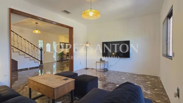 4 sovrum Villa till salu i L'Eliana med pool garage - 900 000 € (Ref: 9891062)