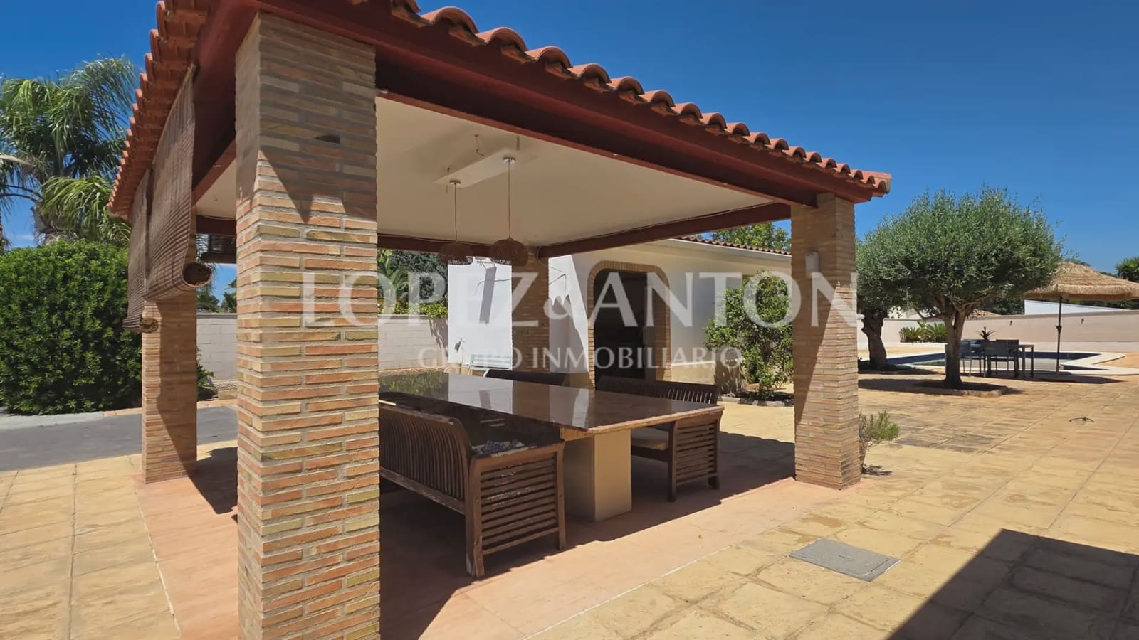 4 sovrum Villa till salu i L'Eliana med pool garage - 900 000 € (Ref: 9891062)