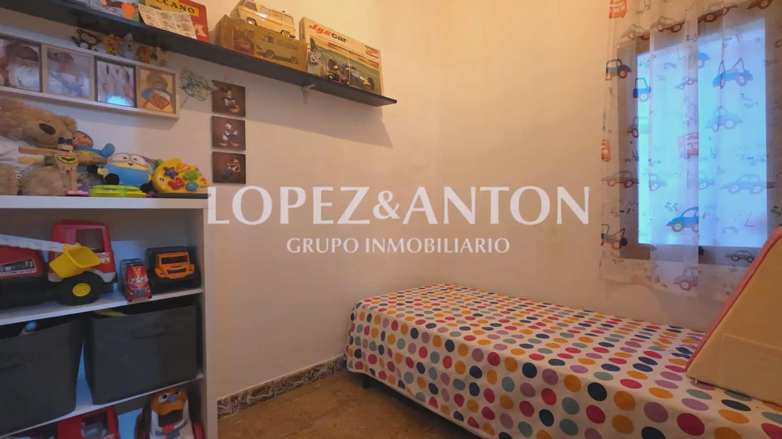3 sypialnia Dom na sprzedaż w La Pobla de Vallbona z basenem - 395 000 € (Ref: 9902253)