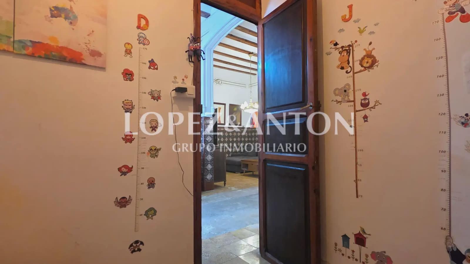 3 sypialnia Dom na sprzedaż w La Pobla de Vallbona z basenem - 395 000 € (Ref: 9902253)