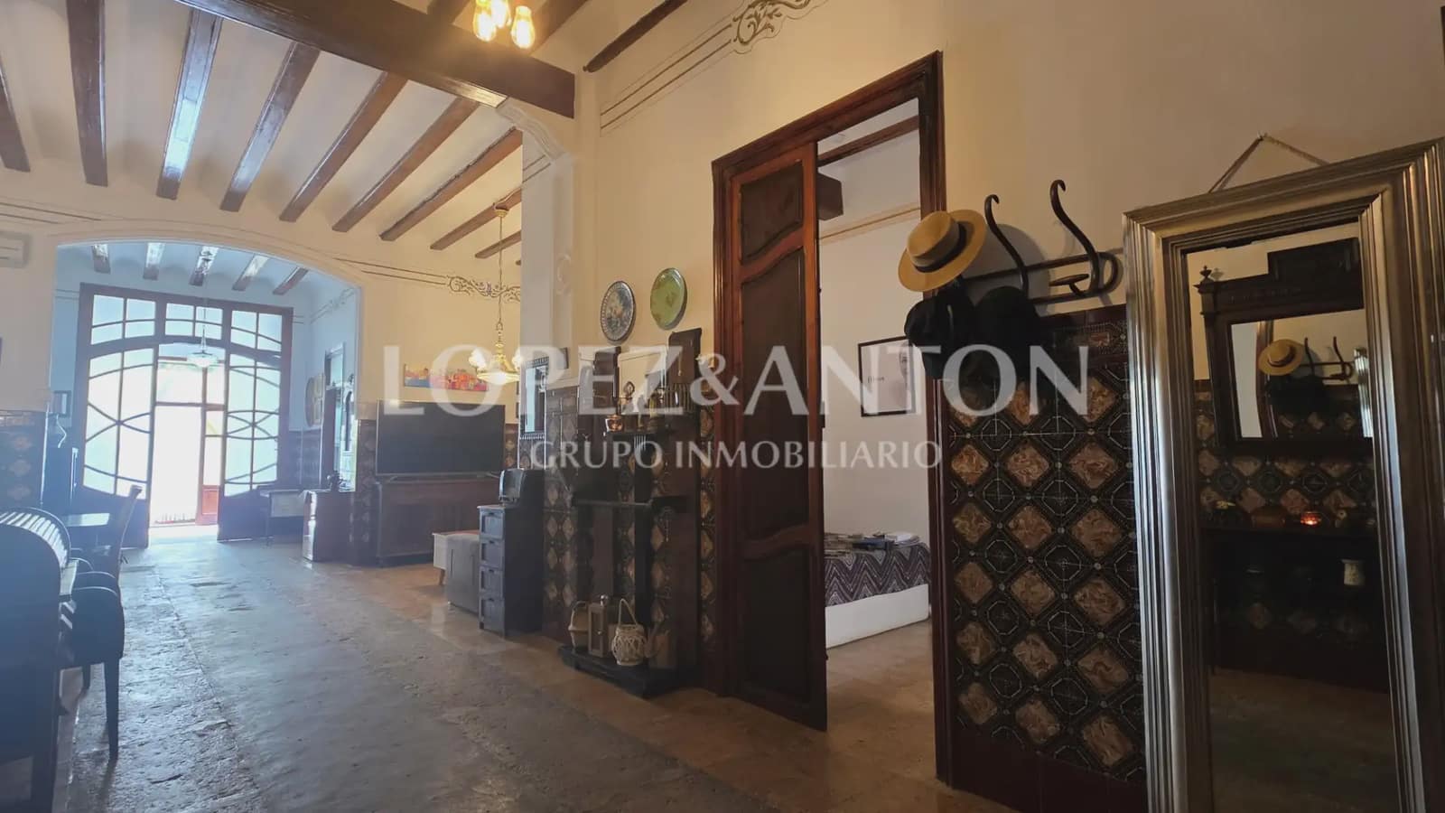 3 sypialnia Dom na sprzedaż w La Pobla de Vallbona z basenem - 395 000 € (Ref: 9902253)