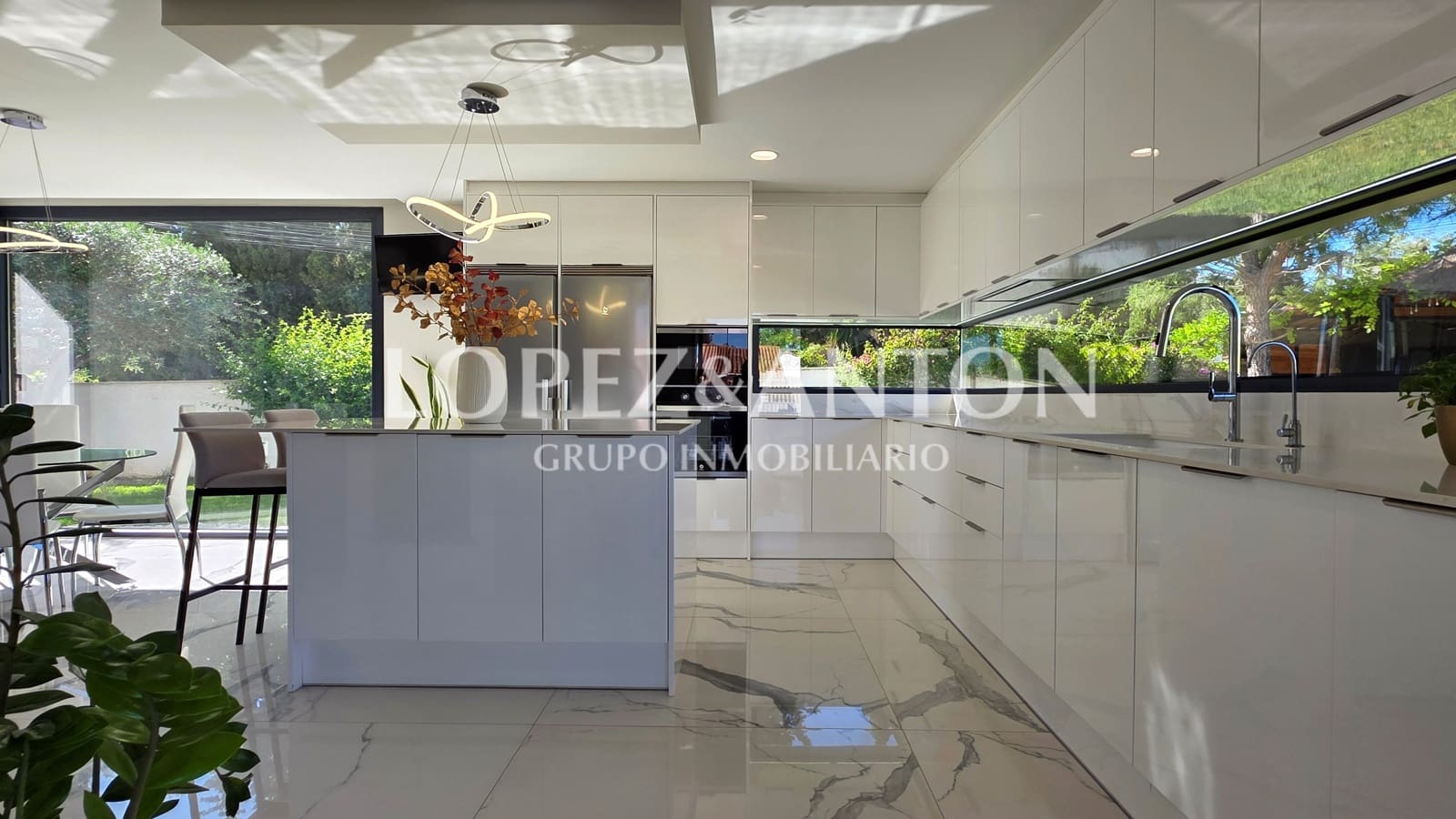 5 quarto Moradia para venda em L'Eliana com piscina garagem - 1 795 000 € (Ref: 9915143)