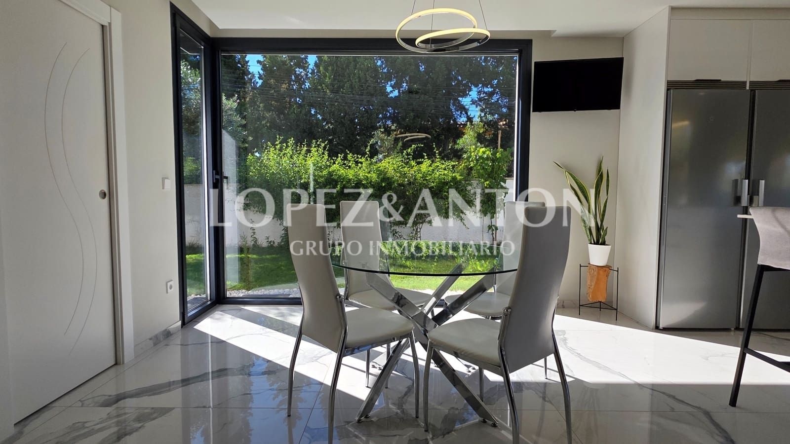 5 quarto Moradia para venda em L'Eliana com piscina garagem - 1 795 000 € (Ref: 9915143)