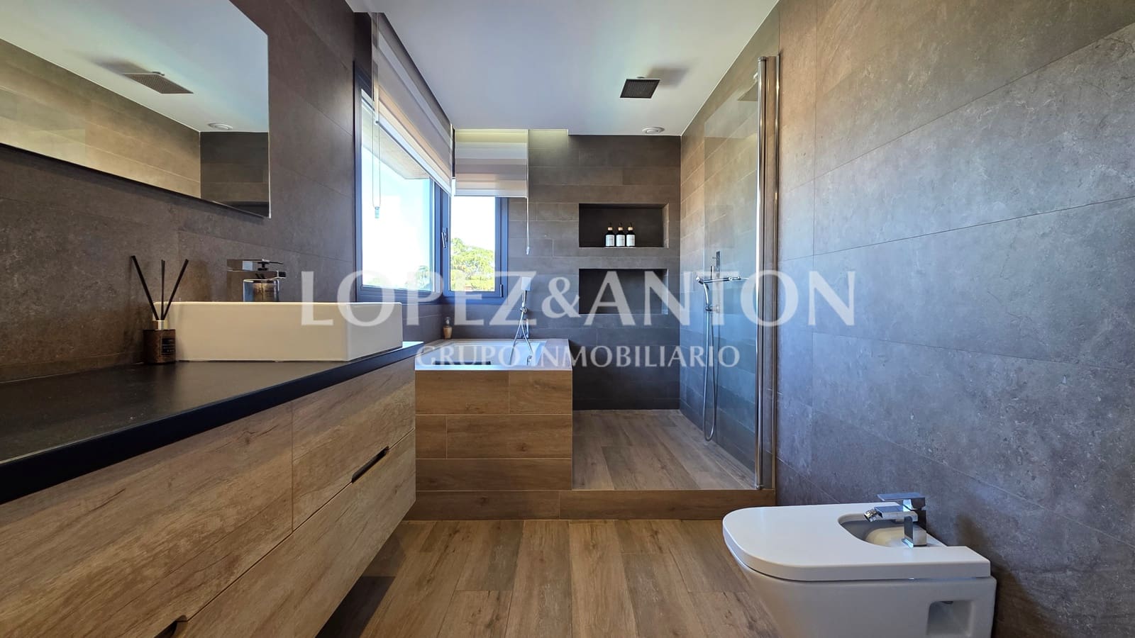 5 quarto Moradia para venda em L'Eliana com piscina garagem - 1 795 000 € (Ref: 9915143)
