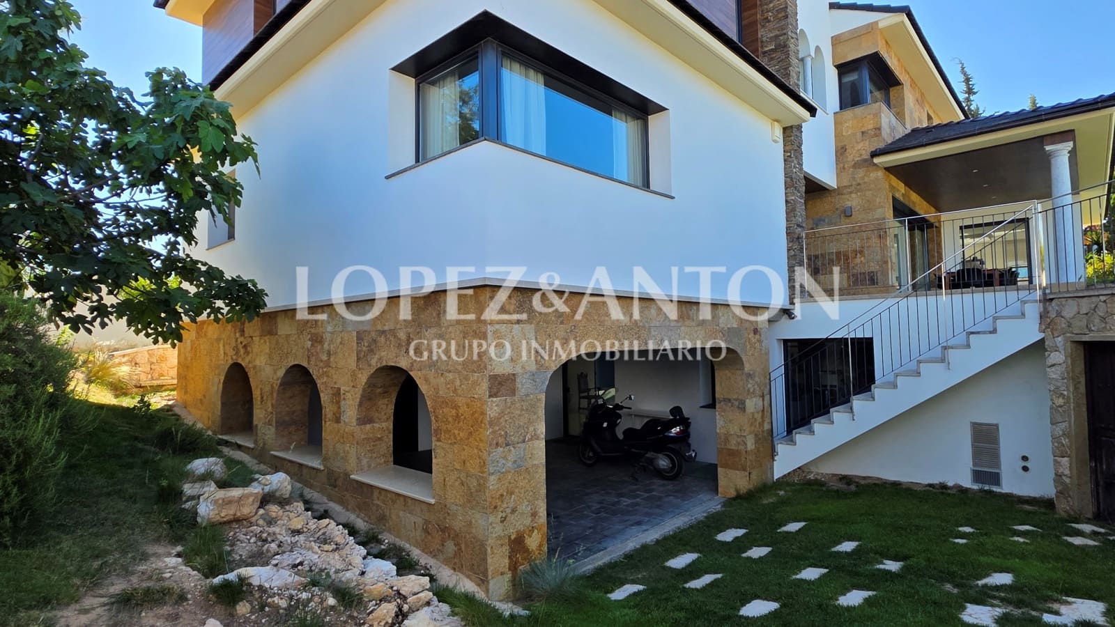 5 quarto Moradia para venda em L'Eliana com piscina garagem - 1 795 000 € (Ref: 9915143)