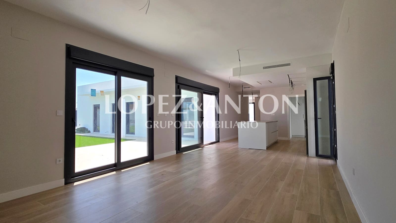 4 soveværelse Villa til salg i L'Eliana med swimmingpool garage - € 950.000 (Ref: 9944914)