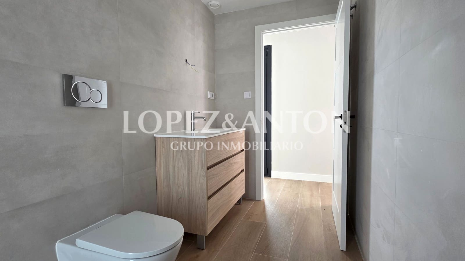 4 soveværelse Villa til salg i L'Eliana med swimmingpool garage - € 950.000 (Ref: 9944914)