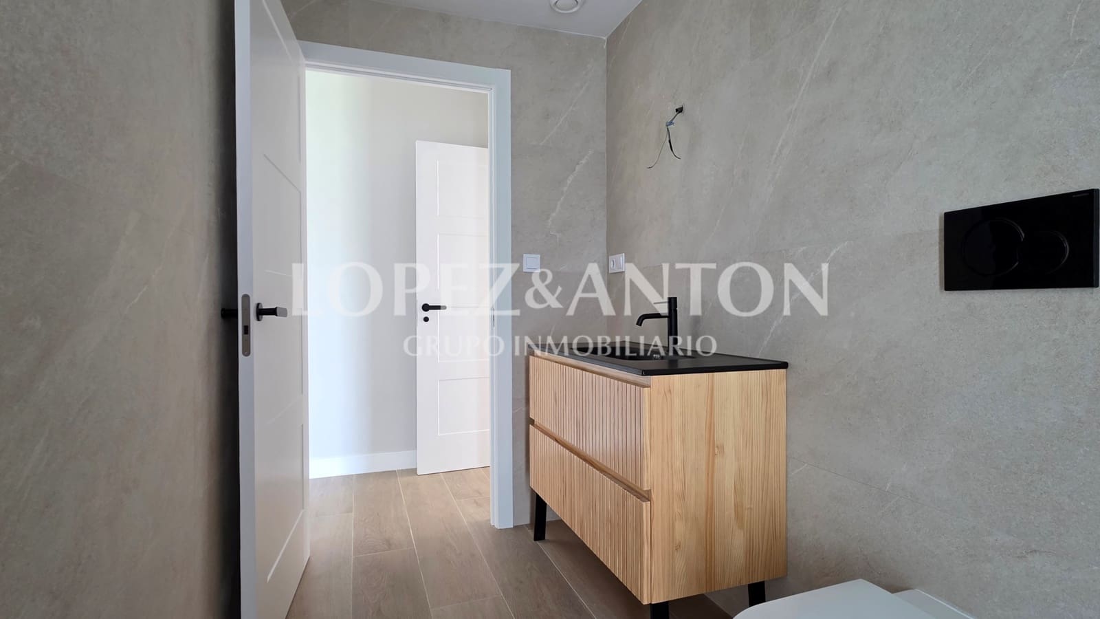 4 soveværelse Villa til salg i L'Eliana med swimmingpool garage - € 950.000 (Ref: 9944914)