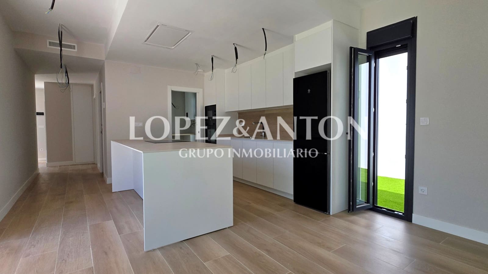 4 soveværelse Villa til salg i L'Eliana med swimmingpool garage - € 950.000 (Ref: 9944914)