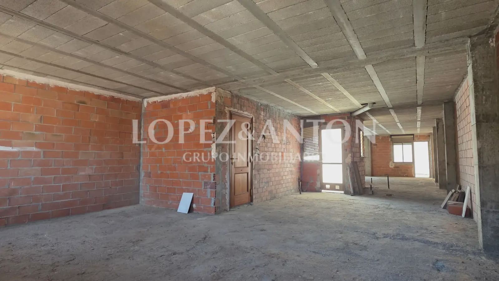 Flat te koop in L'Eliana - € 160.000 (Ref: 9981238)