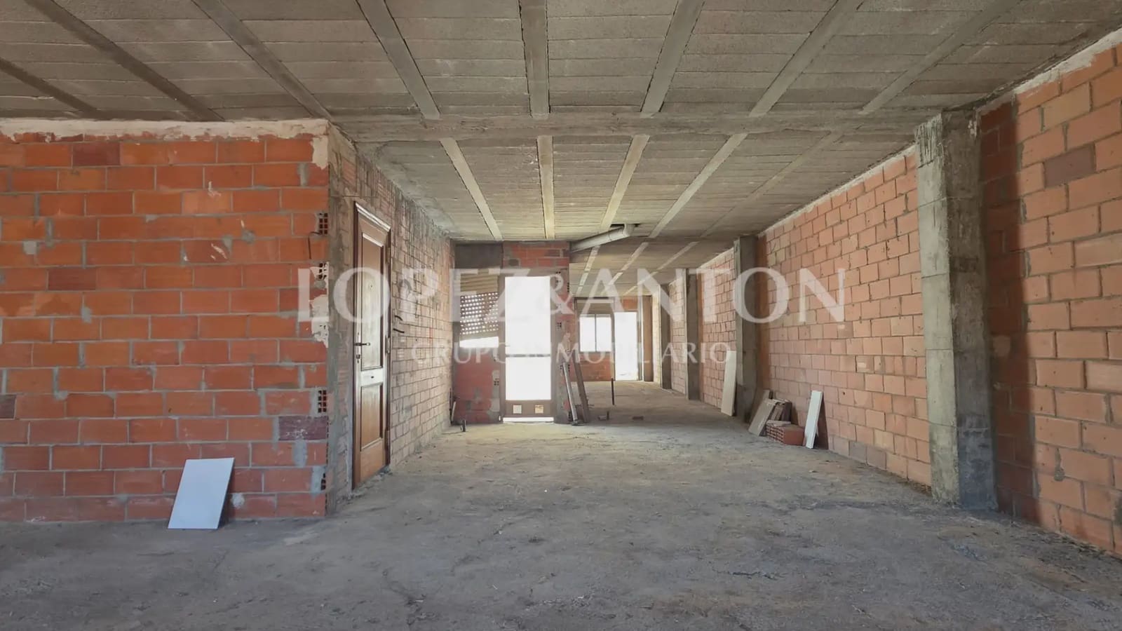 Flat te koop in L'Eliana - € 160.000 (Ref: 9981238)