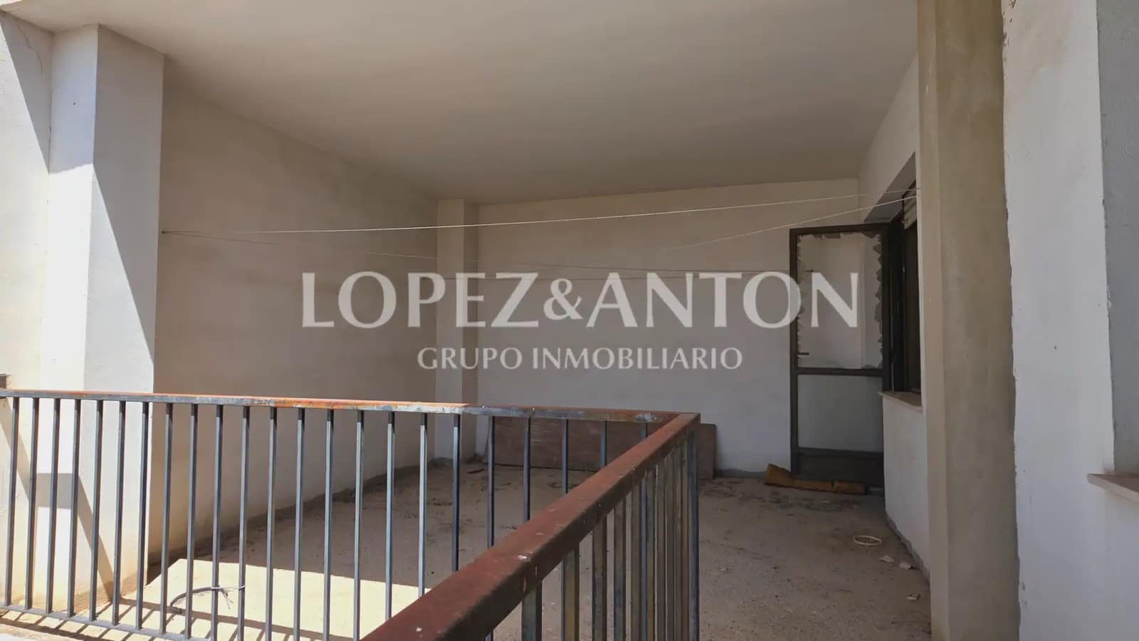 Flat te koop in L'Eliana - € 160.000 (Ref: 9981238)