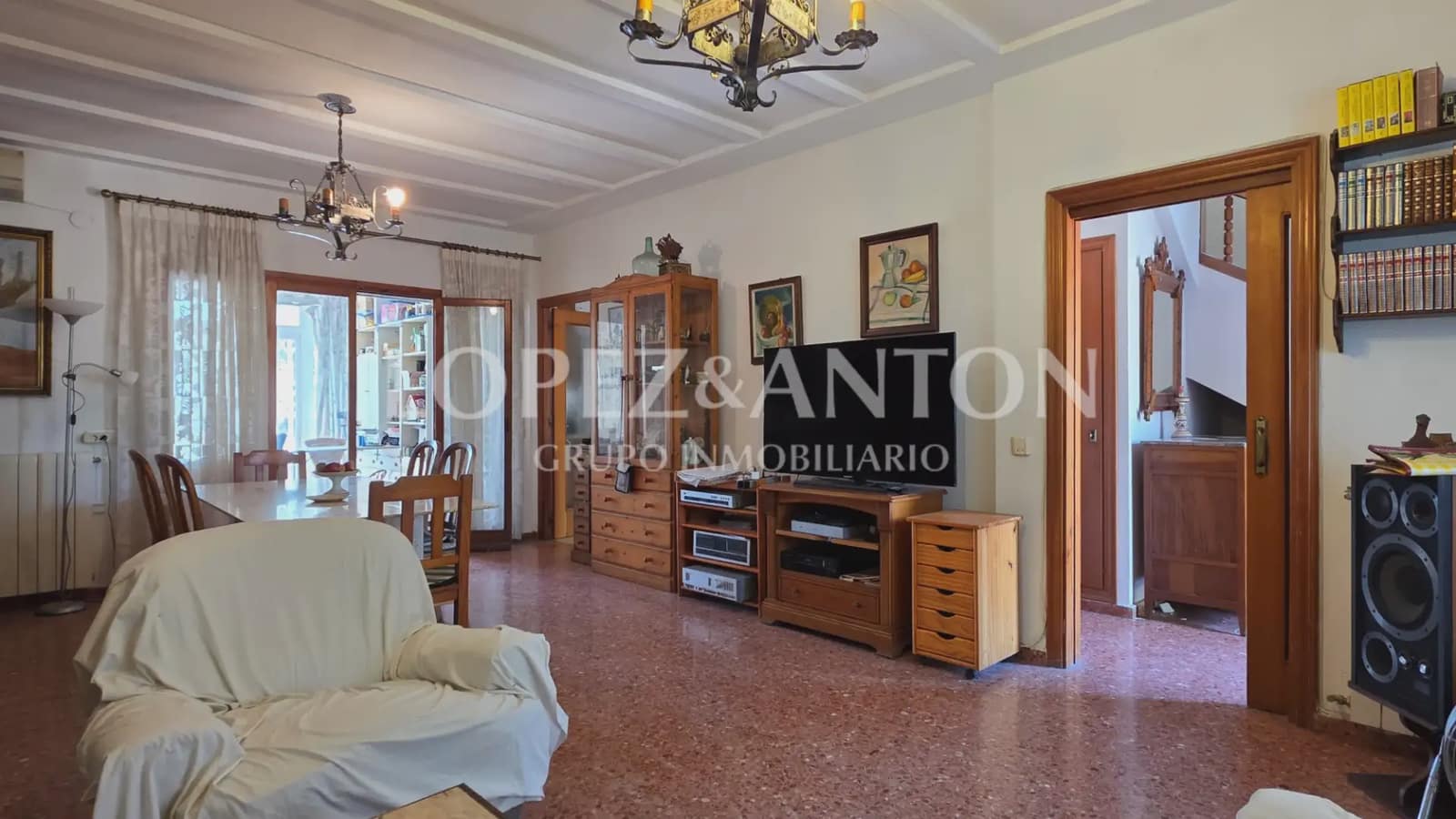 Chalet de 4 habitaciones en San Antonio de Benagéber en venta con piscina garaje - 490.000 € (Ref: 9981239)