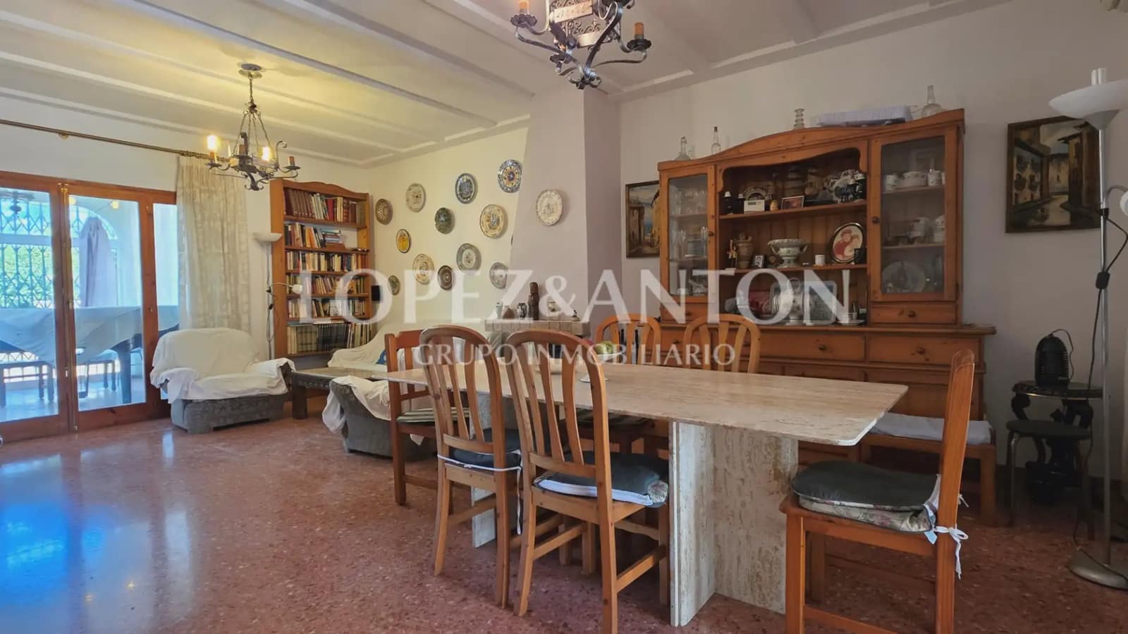 Chalet de 4 habitaciones en San Antonio de Benagéber en venta con piscina garaje - 490.000 € (Ref: 9981239)