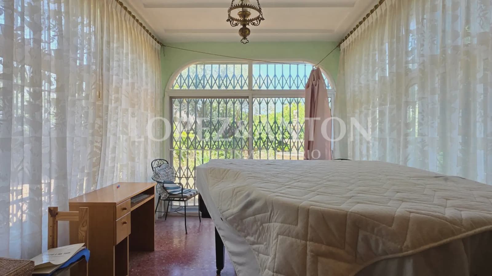 Chalet de 4 habitaciones en San Antonio de Benagéber en venta con piscina garaje - 490.000 € (Ref: 9981239)