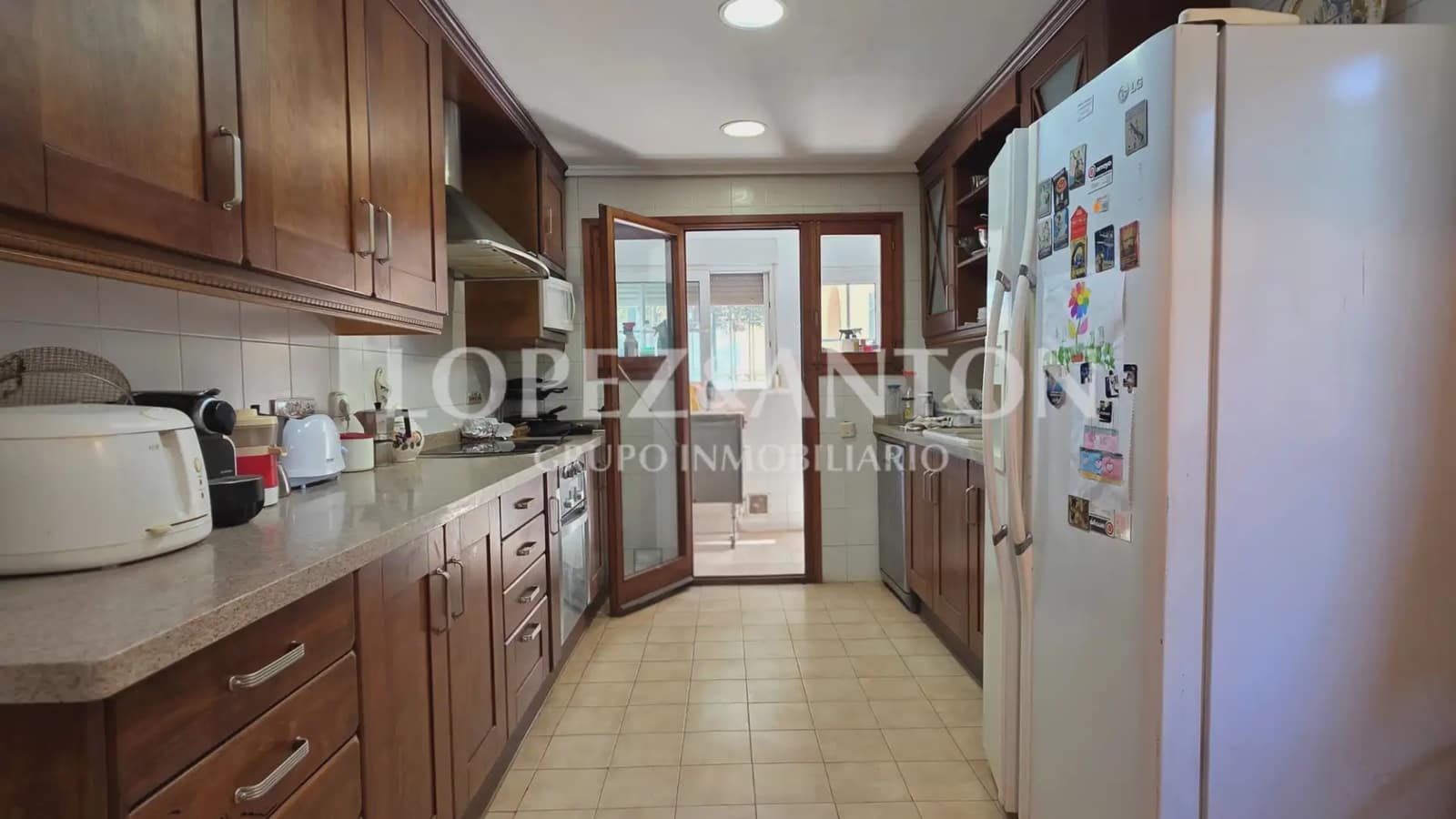 Chalet de 4 habitaciones en San Antonio de Benagéber en venta con piscina garaje - 490.000 € (Ref: 9981239)
