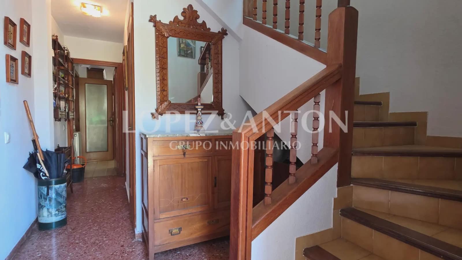 Chalet de 4 habitaciones en San Antonio de Benagéber en venta con piscina garaje - 490.000 € (Ref: 9981239)