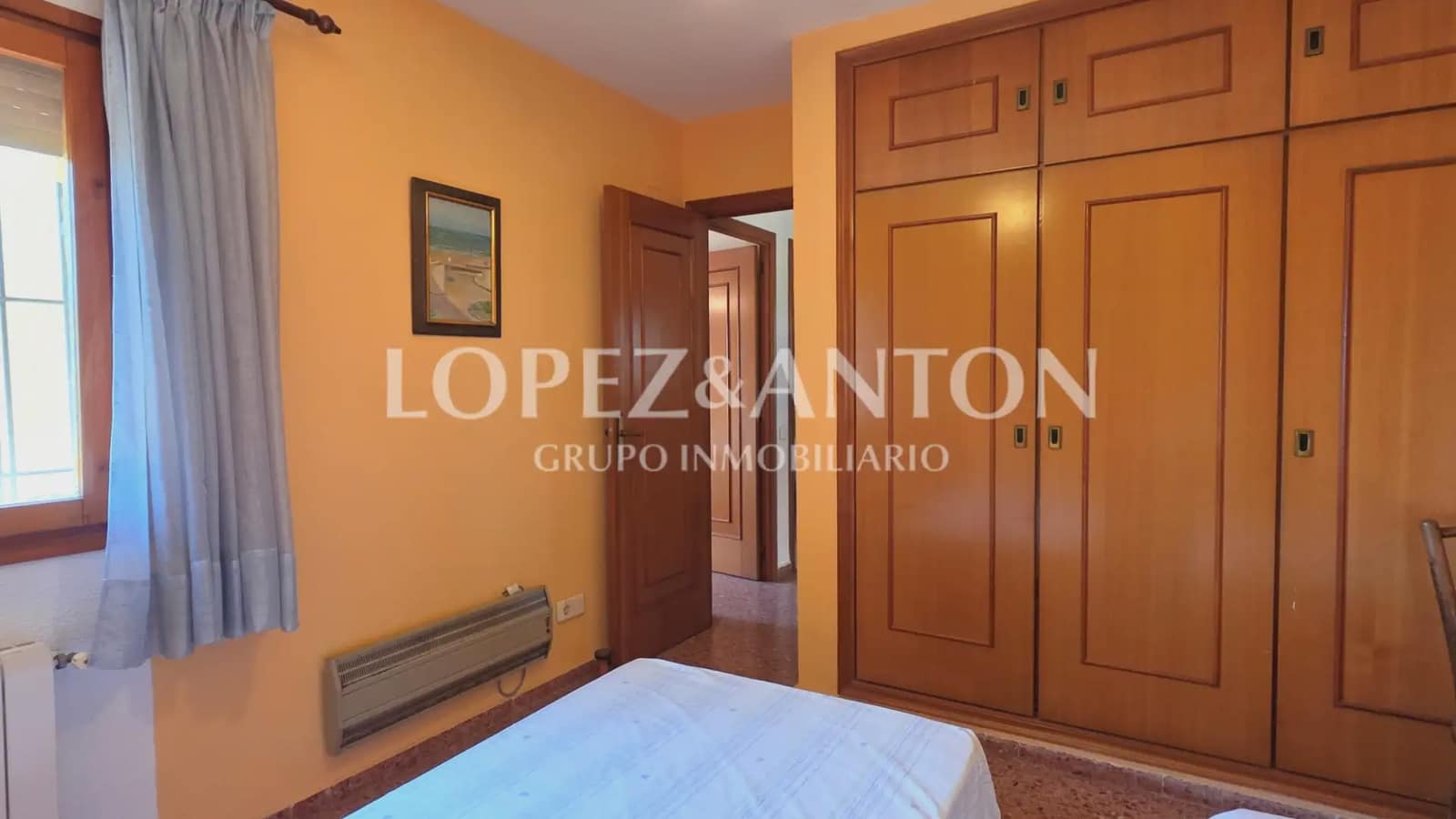 Chalet de 4 habitaciones en San Antonio de Benagéber en venta con piscina garaje - 490.000 € (Ref: 9981239)