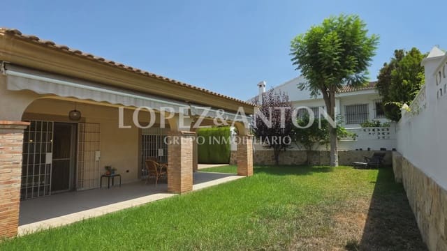 5 bedroom Villa for sale in L'Eliana with pool garage - € 700,000 (Ref: 9997641)