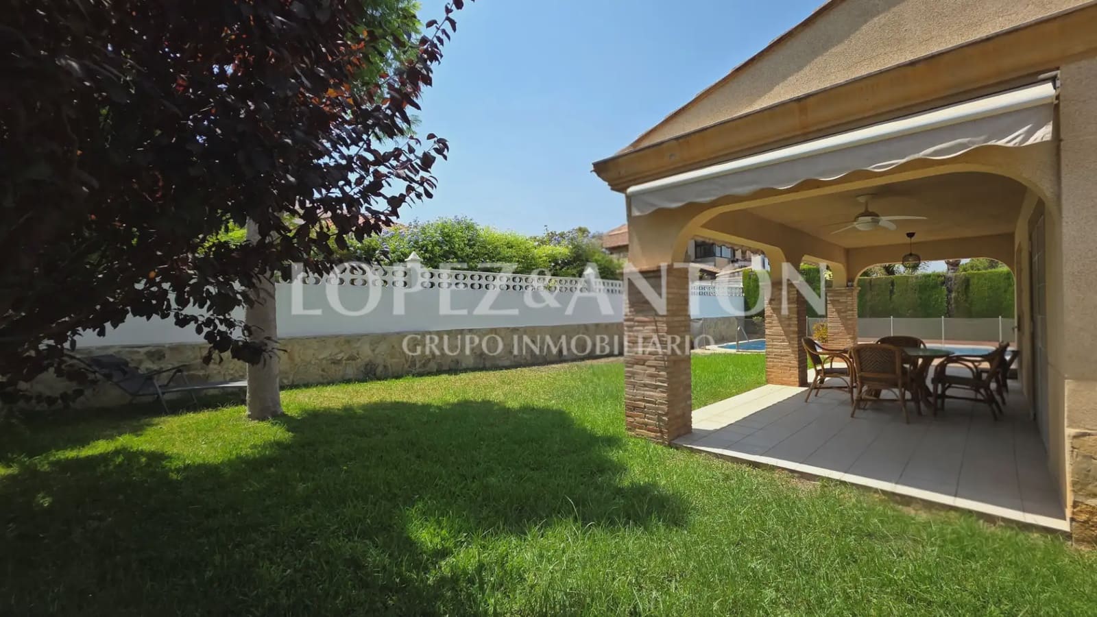 5 bedroom Villa for sale in L'Eliana with pool garage - € 700,000 (Ref: 9997641)